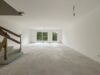Nur noch ein Haus verfügbar! Offen. Hell. Grün. – 136 m² Wohnkomfort und grosszügiger 54 m² Wohn-/Essbereich - Bild