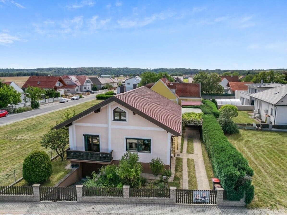 Wo der Alltag leiser und das Zuhause größer wird – Einfamilienhaus mit Wintergarten & Klima., 7302 Nikitsch, Haus