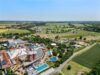 Wohnen am Green. Leben mit Stil. - Urlaub, Wein & Golf – Ihr Rückzugsort direkt am GC Sonnengolf - Bild