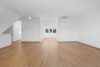 Panorama, Privatsphäre und moderne Architektur – Maisonette in begehrter Aussichtslage - Bild