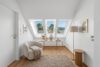 Panorama, Privatsphäre und moderne Architektur – Maisonette in begehrter Aussichtslage - Einrichtungsvorschlag - KI visualisiert