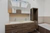 Toskanaflair am Waldrand – Architektonisches Landhaus in sanfter Hanglage mit Weitblick - Waschtisch nicht ausgebaut - KI visualisiert