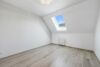 Ruhelage trifft Nutzfläche: 165 m² auf 4 Zimmer und 63 m² Aussenfläche - Bild